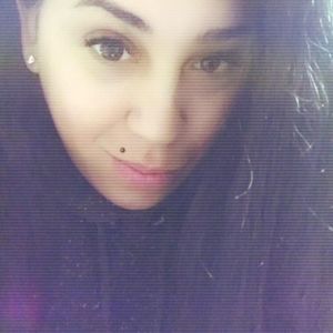 Meet your Posher, Lincey